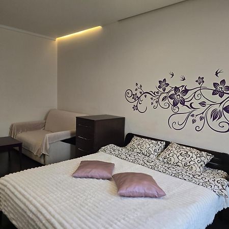 Видові 1К-2К Апартаменти 11,15, 23 Поверхи Kyiv Exterior foto