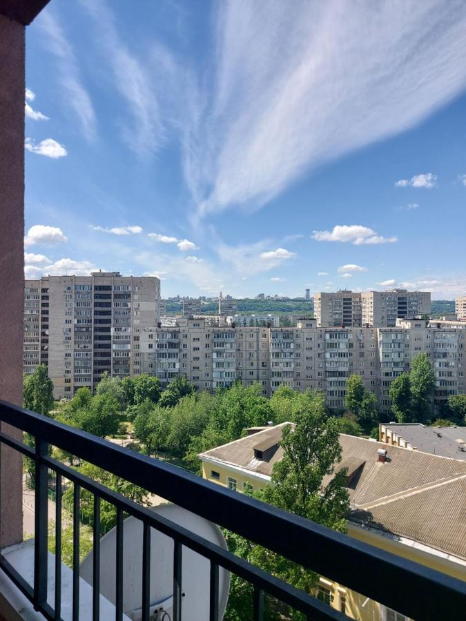Видові 1К-2К Апартаменти 11,15, 23 Поверхи Kyiv Exterior foto