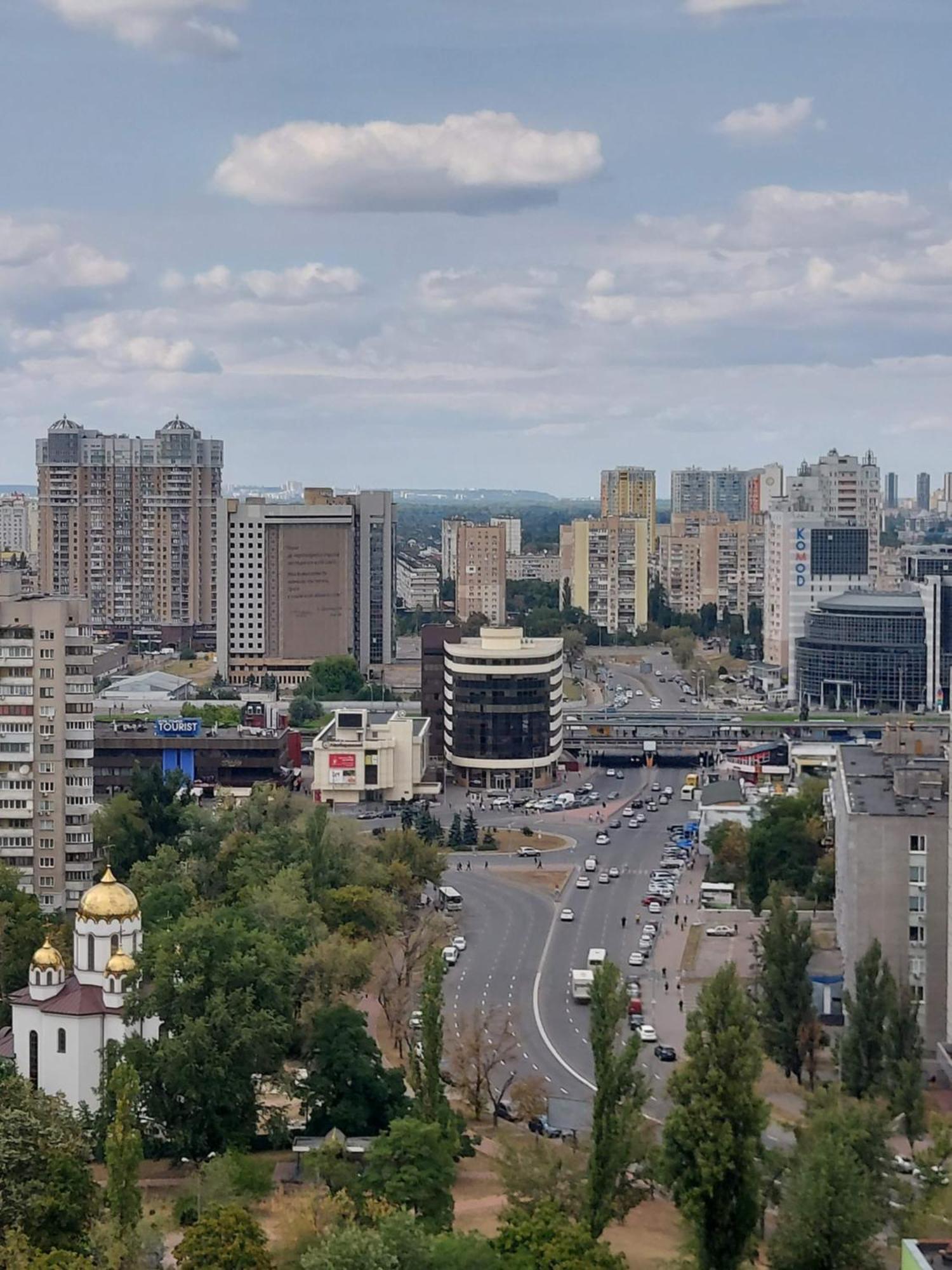 Видові 1К-2К Апартаменти 11,15, 23 Поверхи Kyiv Exterior foto